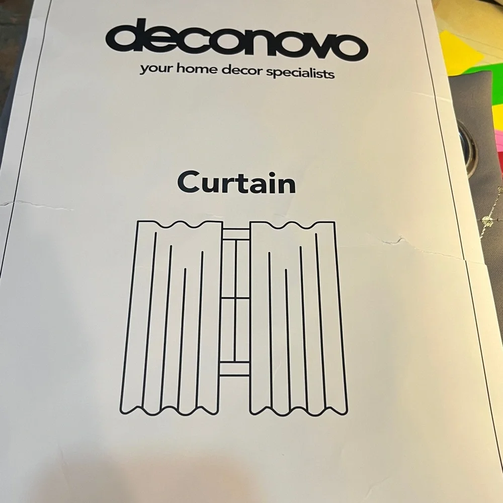Deconovo pair of foil printed thermal insulated blackout curtains 52 X 63 total